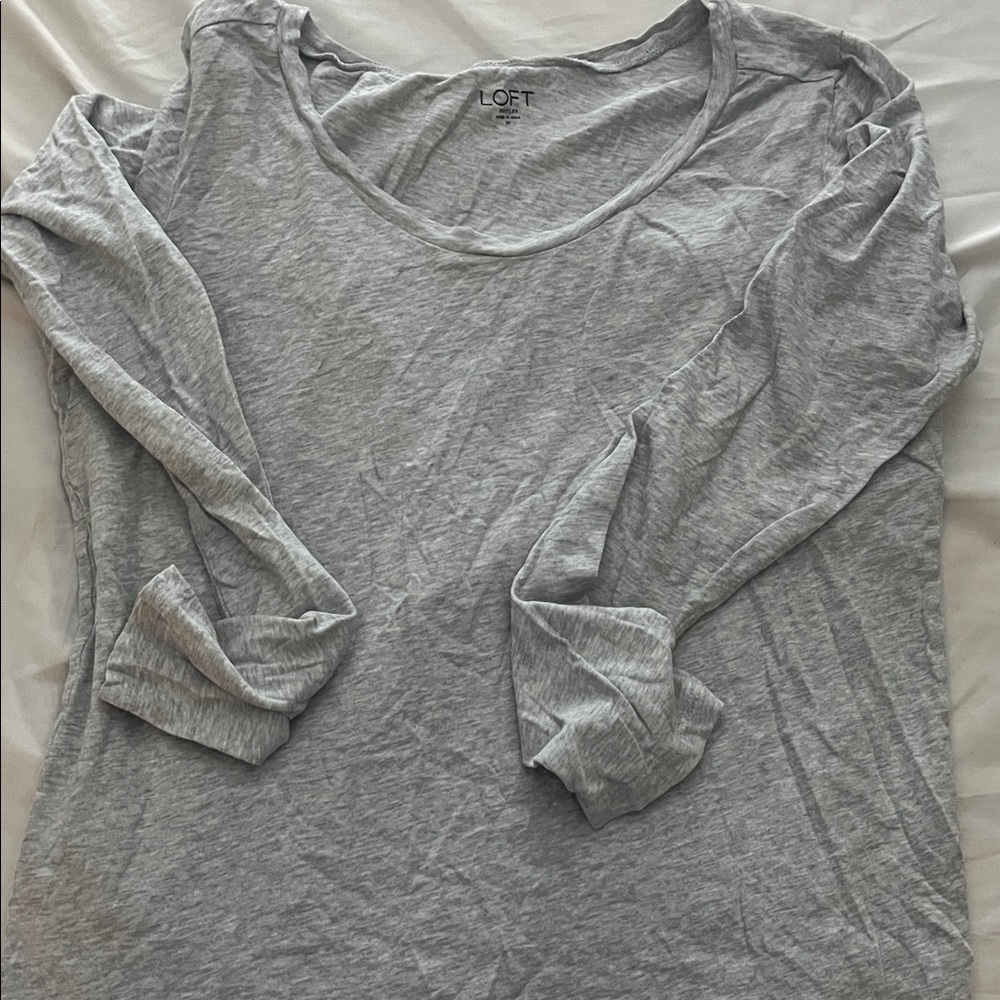 LOFT Women's Light Gray Long Sleeve Blouse